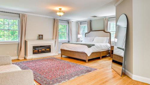 Serene Hudson Valley Escape with Pool and Grill - Foto 3