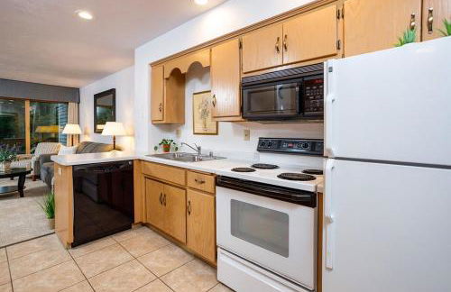 Relaxing Busy Bee C-7 by Simple Life Rentals - Foto 3