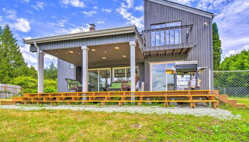 Stunning Hood Canal Getaway w/ Private Deck! - Foto 1