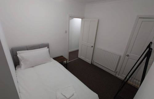 C Spacious 5 Bed - Pkg WiFi Long Stay - Foto 18