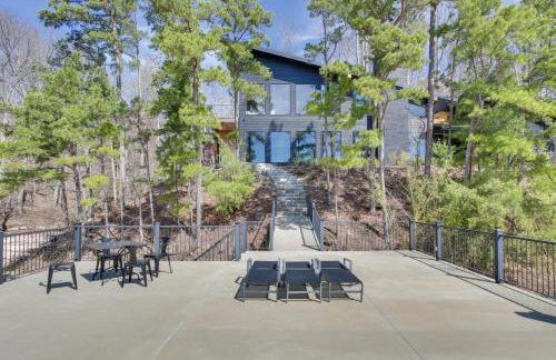 Private Dock and River Views Modern Gem in Waterloo - Foto 2