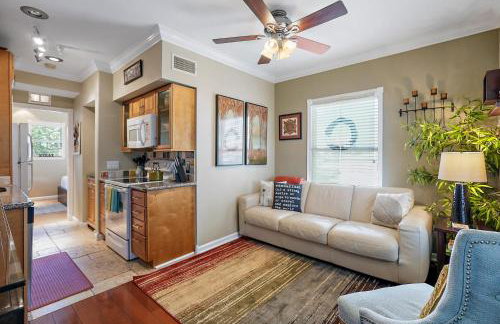 Walk to Everything Downtown EAT - SHOP - PLAY - Foto 2