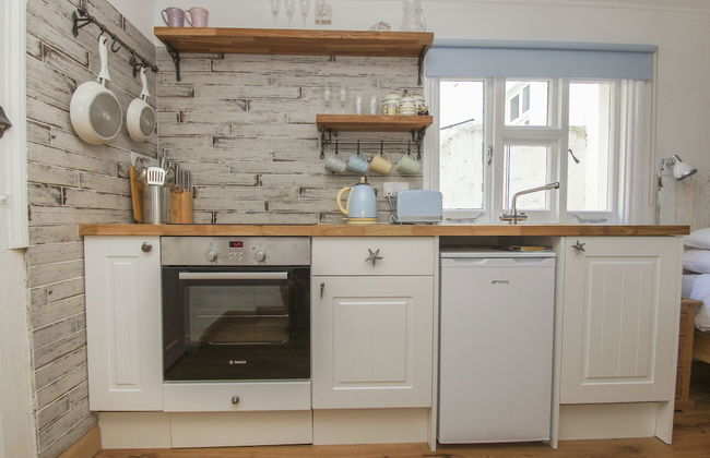 Brunswick Garden Studio Patio by Brighton Holiday Lets - Foto 8