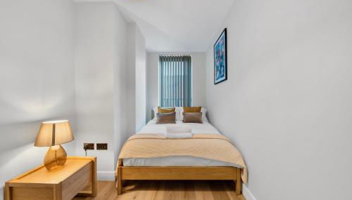 Amity Hirst by Artsy - Foto 2