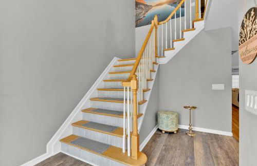 The Seabreeze Haven- Luxury 3BR Coastal Retreat - Near Beach & Free Parking - Foto 4