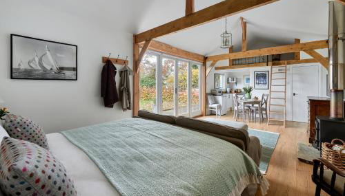 Stunning Cabin with incredible views near Goodwood - Foto 1