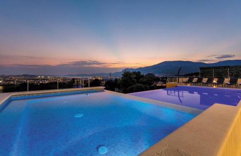 Gorgeous Home In Mravince With Sauna - Photo 22