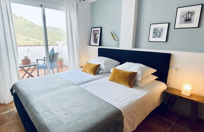 La Perla de Frigiliana Suites & Villa - Photo 9