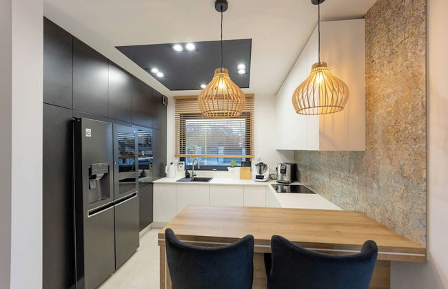 Luxurious Villa With Pool Near Energylandiai - Photo 29