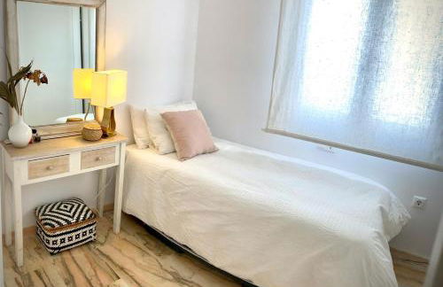 Quédate cerca del casco antiguo - Photo 6