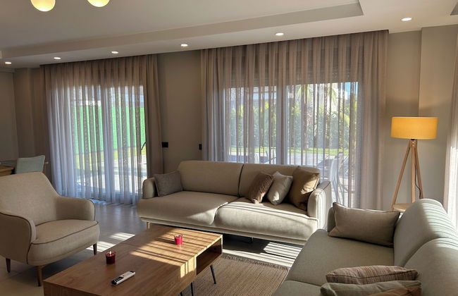 Nirvana Holiday Homes - Foto 20