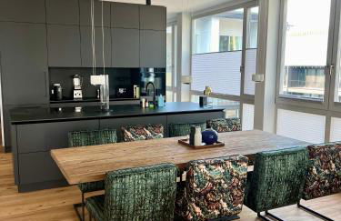 Bad Seerose mit Seeblick, Dachterrasse, Pool und Sauna - Photo 9