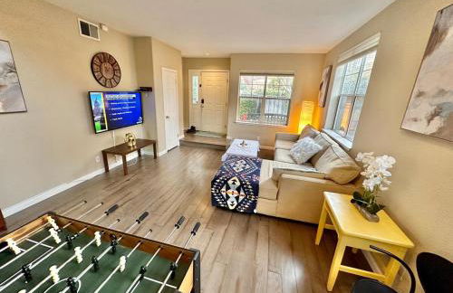 Stunning Oasis Retreat Pool Hot Tub SF Bay - Photo 1