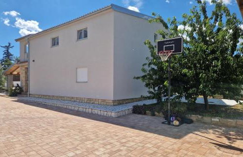 3 Bedroom Cozy Home In Sukosan - Foto 25