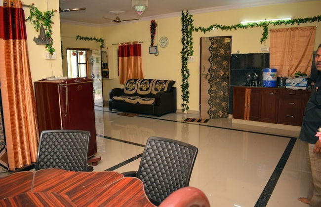 Venkateswara Stay Home - Foto 10