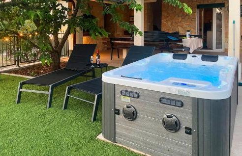 Three-Bedroom Holiday Home In Katuni - Foto 12