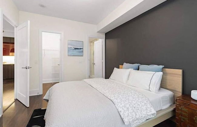 Lanterra Downtown Cn Tower - Photo 20