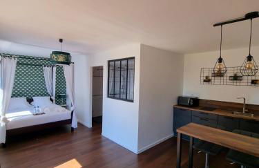 Fully renovated Chalet privatif suite romantique love balneo - Foto 10