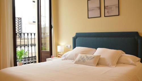 APARTAMENTO PUERTA DE CÓRDOBA- Exterior con balcones - Foto 2