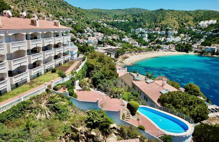 Panoramic Cala Canyelles, Pool - Photo 44