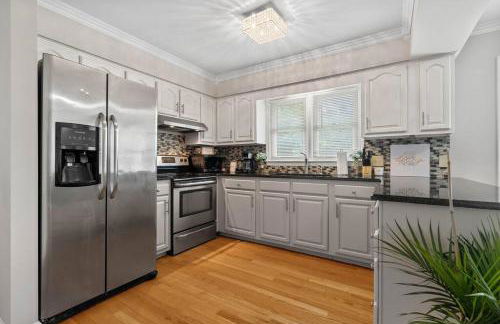 Cozy Lake Home - Jacuzzi King Bed Marina Access - Foto 11