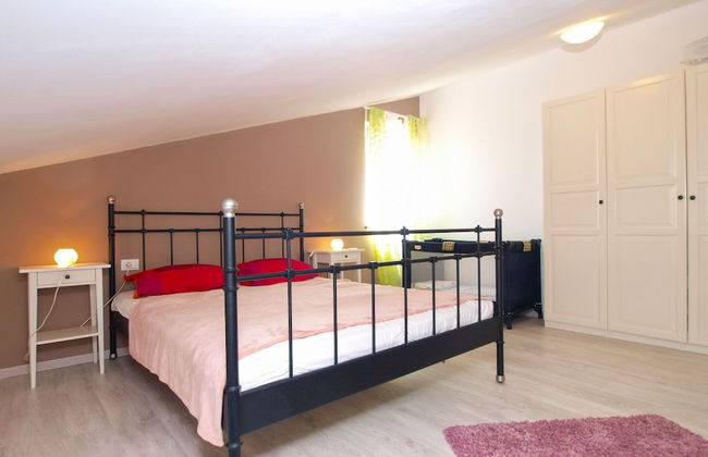 Apartment 1418 - Photo 6