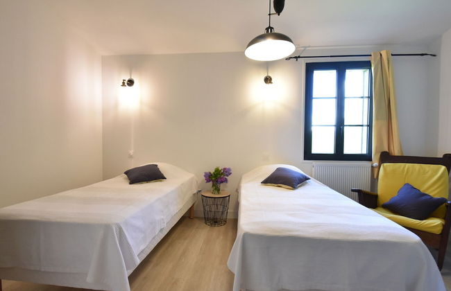 Pleasant Cottage in Asnieres With Terrace - Foto 4