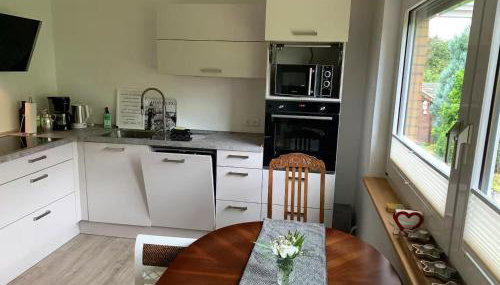 Modernes großes Haus 125qm bei Hamburg - Familien, Gruppen & Business, WiFi 100Mbit Glasfaser, Kamin, Garten 760 qm, zwei Bäder - Foto 4