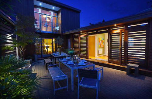 The Ultimate Group Complex, Hens & Celebrations at The Old Fire Station Canterbury, 3 Homes - Foto 15