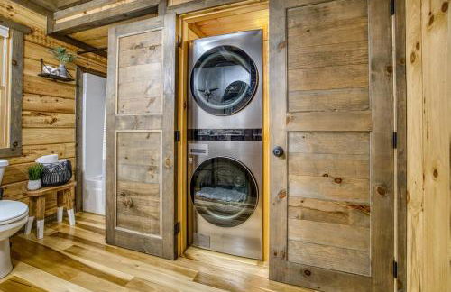 Cozy Chic Retreat Hot Tub, King Beds, Fire Pit - Foto 15