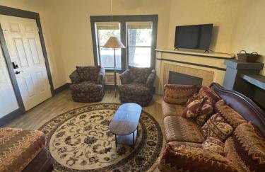 UA Duplex Two Units 3BR and 4BR - Foto 1