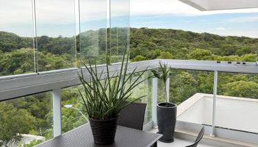 Apartamento 100 metros da praia - Foto 1