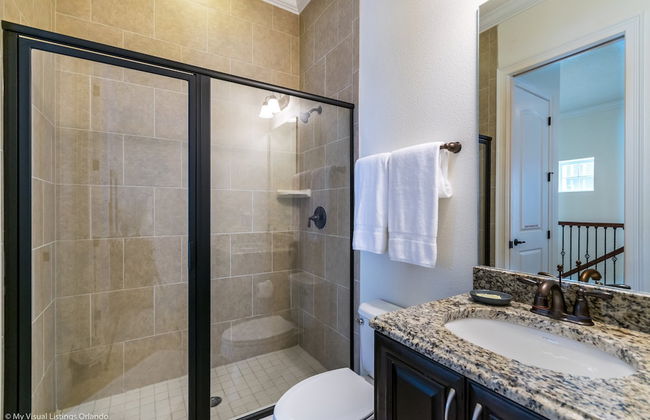 Elegant 5 BD, 5 BH Villa - Foto 36