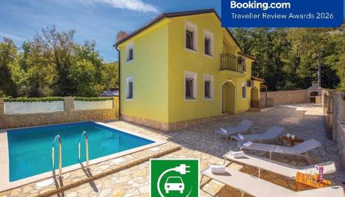 Villa NoviSol - Photo 1, sunbed