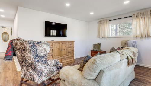 Walk to Town Historic Quitman Gem with Private Yard - Foto 5