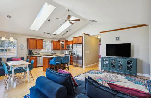 Cheery Tacoma Vacation Rental 7 Mi to Owen Beach! - Foto 2