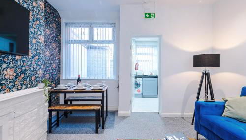 3 bedroom town house - Etihad Stadium - Free Parking - Foto 5