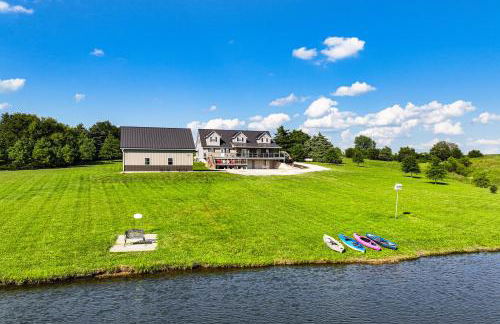 Pond Access and Fishing Cedar Lodge in Versailles - Foto 39