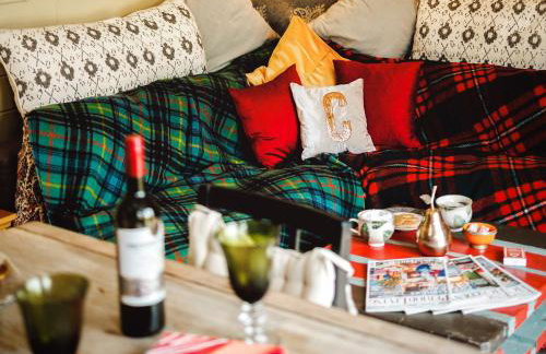 The Challoners - Photo 22