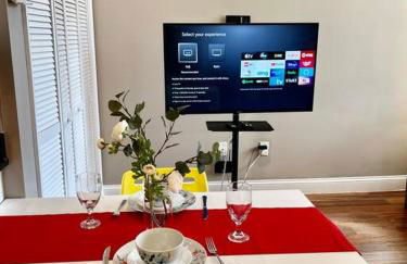 404 Rose in the city 1 BD living room in center city - Foto 34