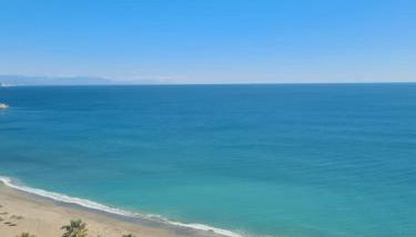 Malaga Sunshine Rentals - Beach Front Penthouse II - Fuengirola - Foto 2