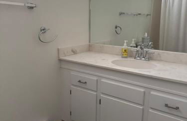 Pet Friendly Condo near Loon with Loon Club passes - Photo 10