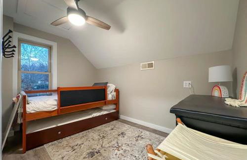 Spa Lodge Sleeps 9 Sauna Hot Tub Mtn Views - Foto 22