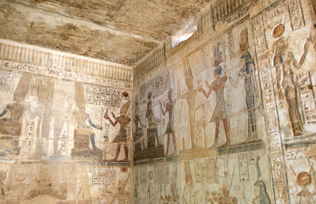 Tumbas dos Nobres, Medinet Habu e Deir el-Medina - Foto 1