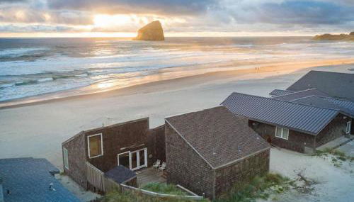 Ocean Front...Sand in your toes getaway!! - Foto 1