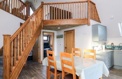 Valley View Hideaway - Photo 8