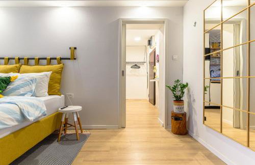 Home Abroad - Foto 9