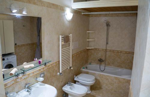 The Cave On The Sea - Foto 26