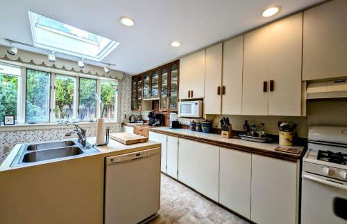 Crosby Waterfront Cottage sleeps 8 family beach 1dog Acadia - Foto 35