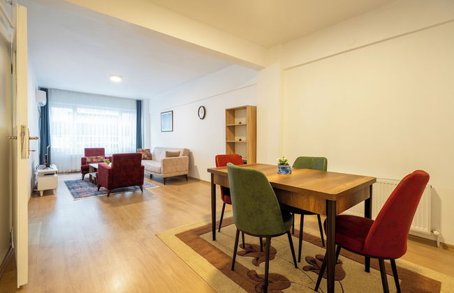 Charming 3-bedroom Apartment in the Heart of Kadıköy - Photo 21